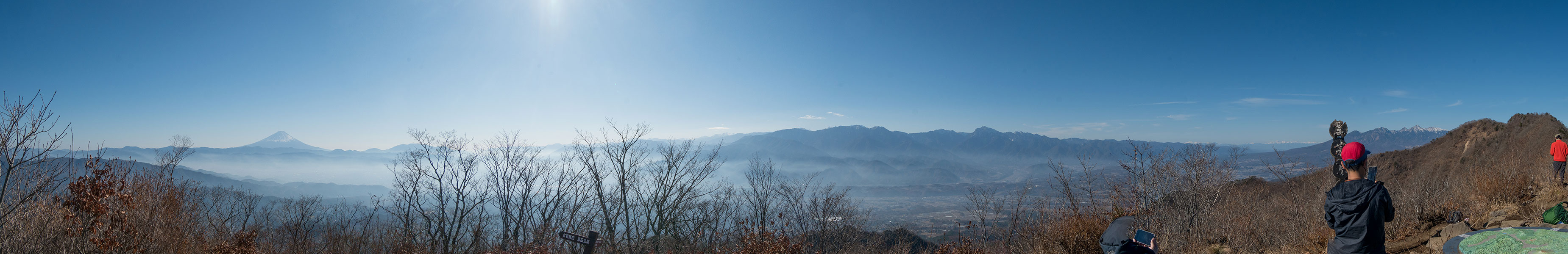 茅ヶ岳 山頂の大展望